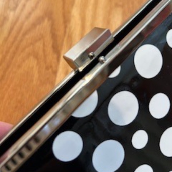 *HOST PICK* Patent Clutch Bag *NWOT* - Picture 4 of 5